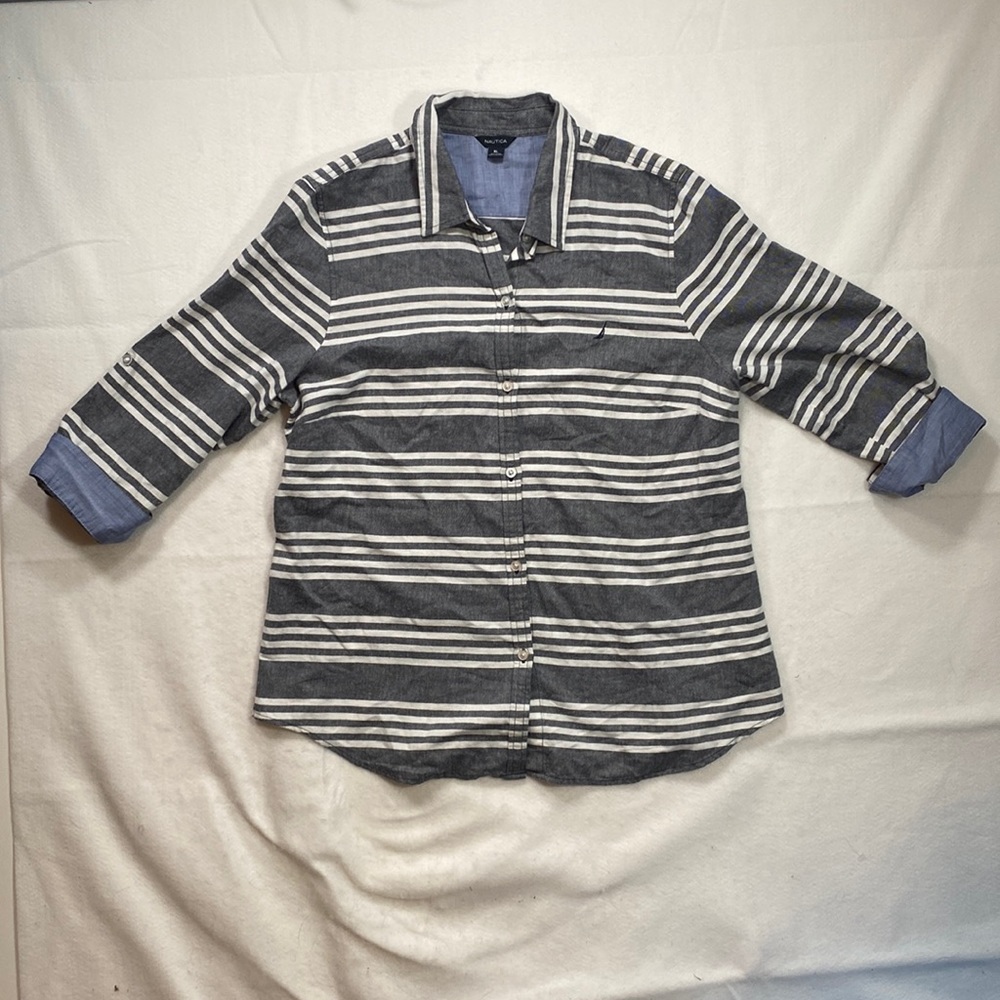 Nautica Long Sleeve Button Up Shirt Blouse Striped Womens Size XL Grayish Blue